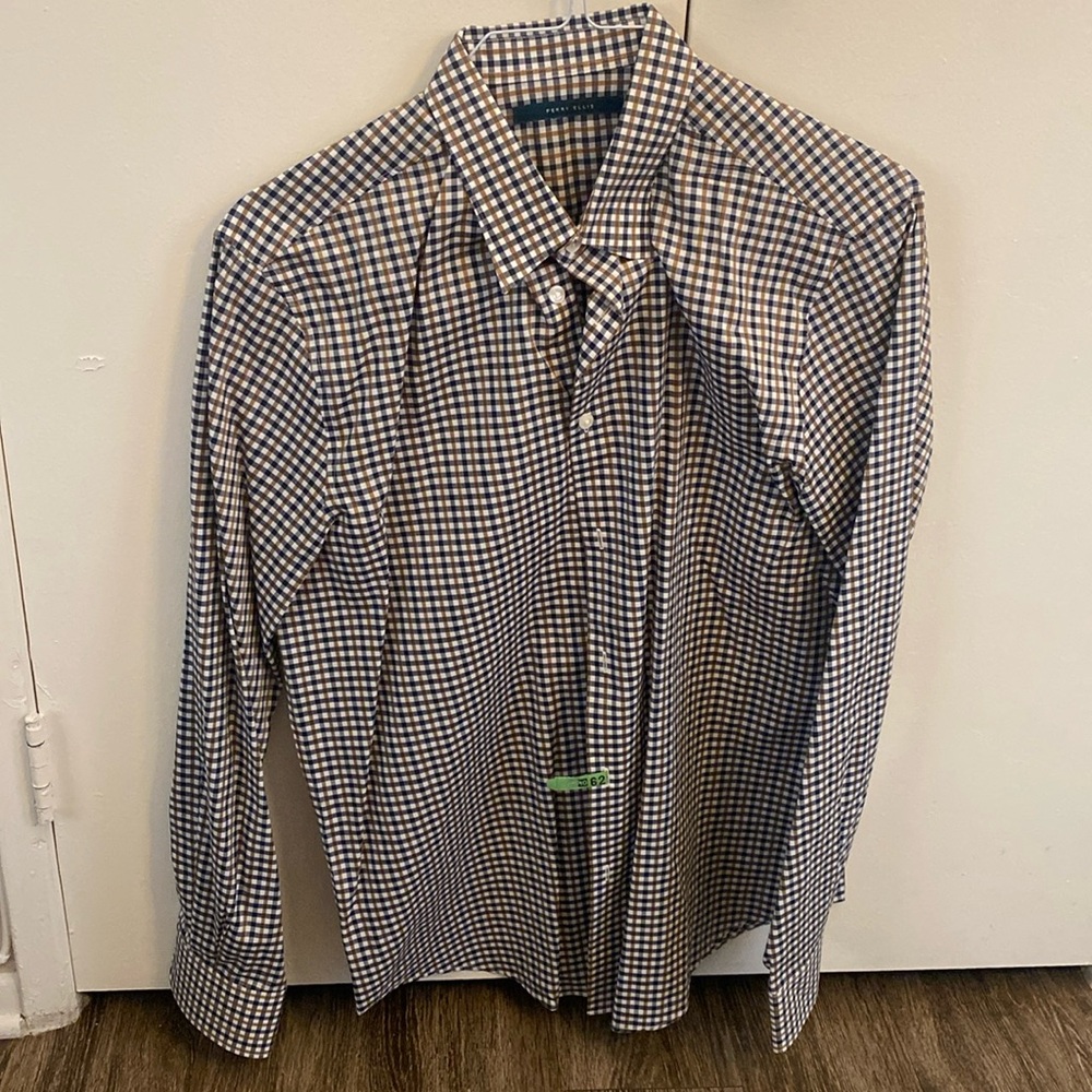 MEN BUTTON DOWN